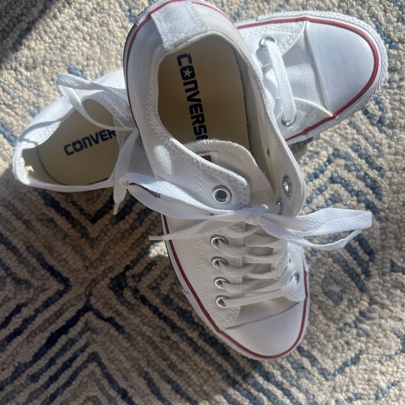 NWOT Unisex white Converse All Star Chuck Taylor sz 39 - Picture 2 of 8